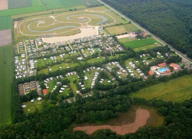 Stacaravan Huren In Het Hart Van Bosrijk Drenthe Op Recreatiepark De Tien Heugten Schoonloo Εξωτερικό φωτογραφία